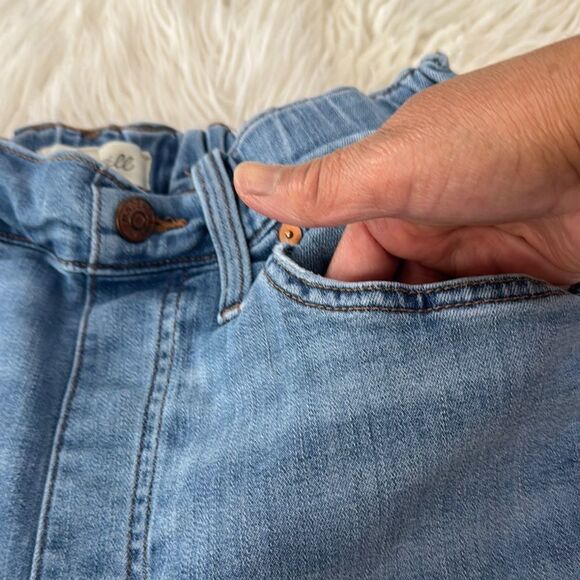 Madewell High Rise .Elastic Rise Light Blue Denim Jeans Size 27 - Picture 4 of 7
